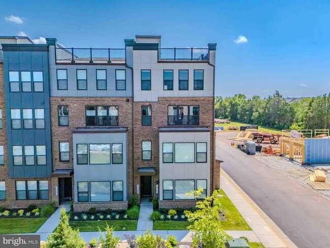 43730 Transit Sq in Ashburn, VA - Building Photo - Building Photo
