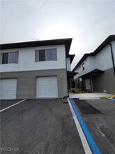 3519 SW Santa Barbara Pl in Cape Coral, FL - Building Photo - Building Photo