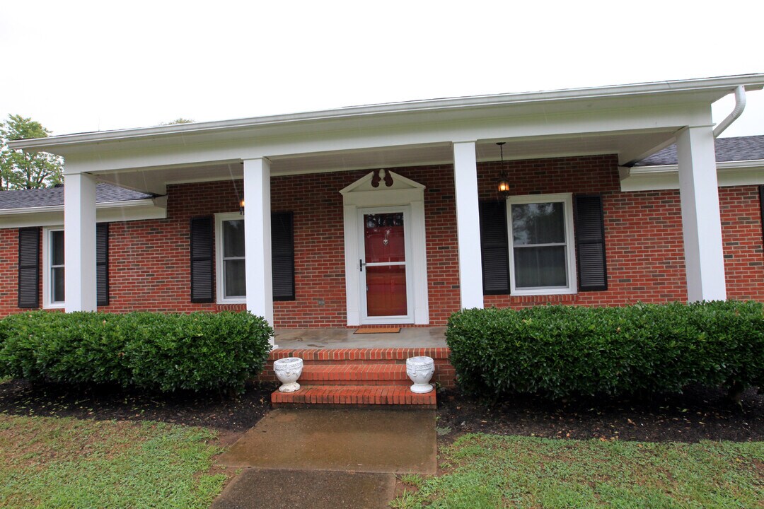 707 Chickasaw Rd in Murfreesboro, TN - Building Photo