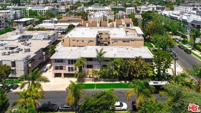 10561 Missouri Ave in Los Angeles, CA - Building Photo - Building Photo