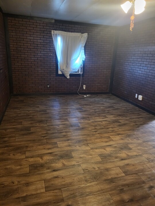 8636 Gina Ln, Unit 8636 b gina lane in Alvarado, TX - Foto de edificio