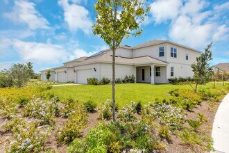 3017 Voyager Ave in St. Cloud, FL - Building Photo - Building Photo