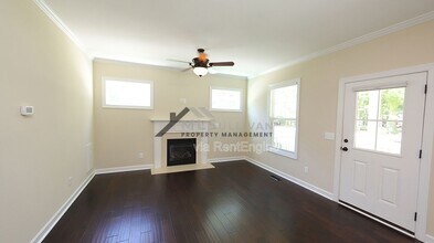 1724 Arrowhead Dr in Durham, NC - Building Photo - Building Photo