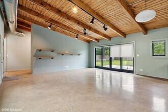 2750 Park Dr in Glenview, IL - Building Photo - Building Photo