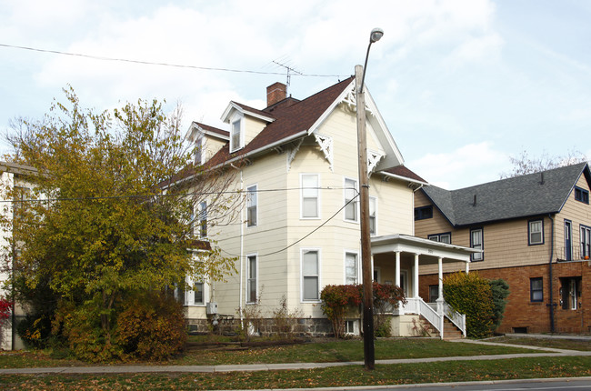 331 Packard in Ann Arbor, MI - Building Photo - Building Photo