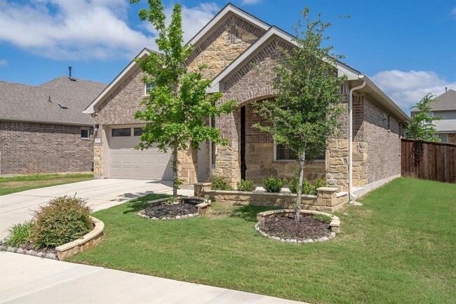 2113 Gabriels Horn Rd