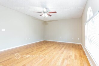 1800 Brookshire Cir in West Melbourne, FL - Foto de edificio - Building Photo