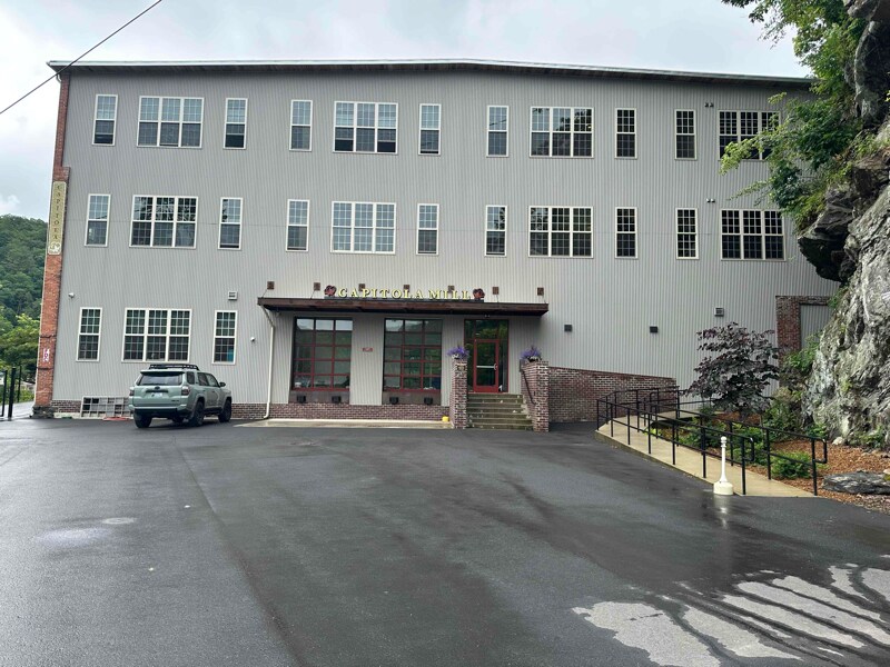177 Baileys Branch Rd in Marshall, NC - Building Photo