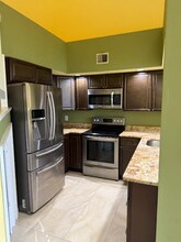 6914 Ellingham Cir in Alexandria, VA - Building Photo - Building Photo