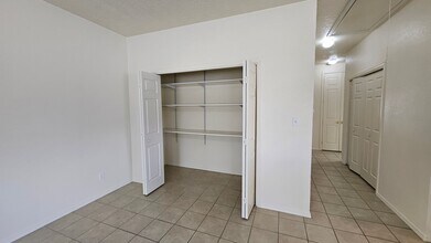 5401 Marble Ave in Albuquerque, NM - Building Photo - Building Photo