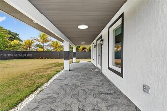 16405 SW 228th St in Miami, FL - Building Photo - Building Photo