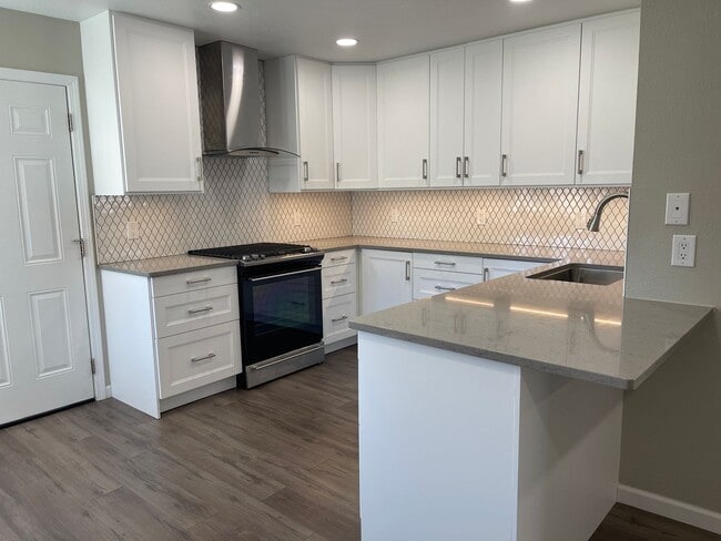 1175-1177 Rickey Dr in Yuba City, CA - Building Photo - Building Photo