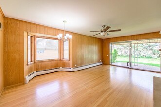 2144 Parkside Dr in Park Ridge, IL - Building Photo - Building Photo