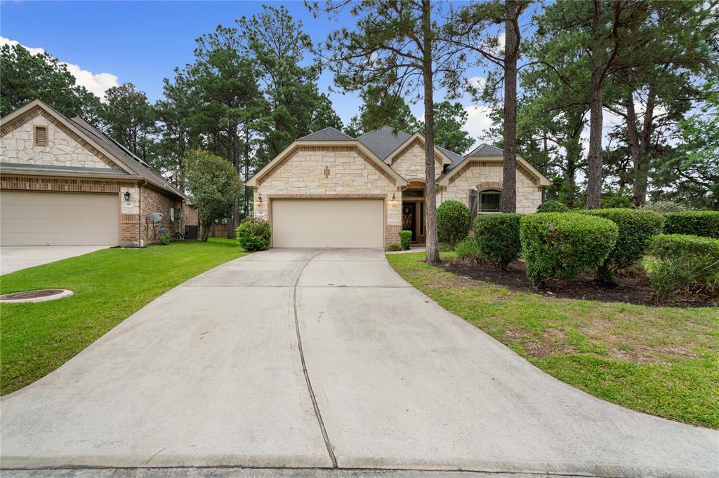 99 W Jagged Ridge Cir in Spring, TX - Building Photo