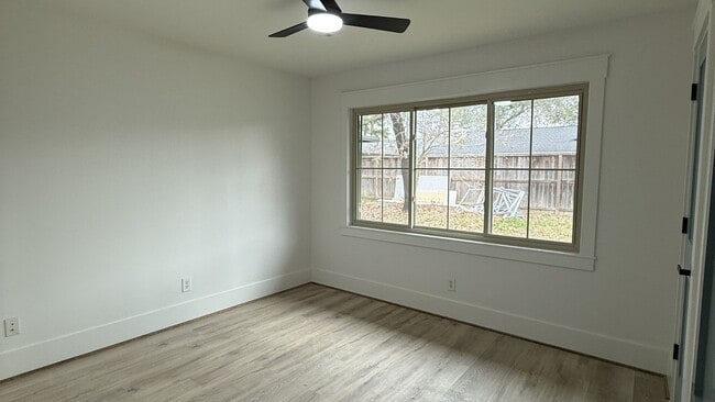 property at 1906 Shadow Bend Dr