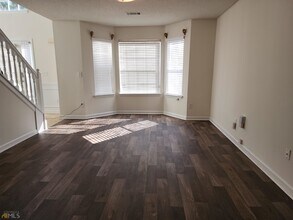 7130 Cavender Dr SW in Atlanta, GA - Building Photo - Building Photo