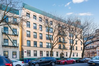 47 E 130th St in New York, NY - Building Photo - Building Photo