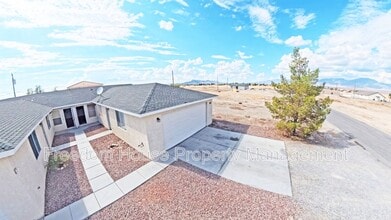 1700 Sycamore Ave in Pahrump, NV - Building Photo - Building Photo