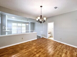 5058 Pheasant Run Ln in Memphis, TN - Building Photo - Building Photo