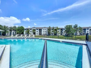 Meri Palm Bay in Palm Bay, FL - Building Photo - Building Photo