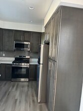 3190 Carlin Ave in Lynwood, CA - Foto de edificio - Building Photo