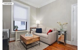 418 Central Prk W in New York, NY - Building Photo