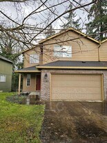 9703 NE Tenny Creek Dr in Vancouver, WA - Building Photo