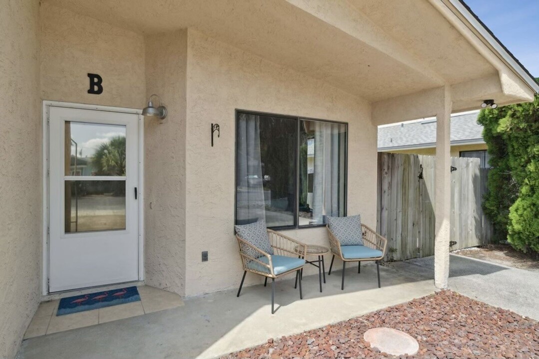 5807 Sunset Ave-Unit -#B in Panama City, FL - Building Photo