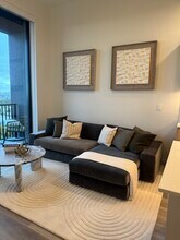 95 NW 30th Ave, Unit 413 in Miami, FL - Building Photo - Building Photo