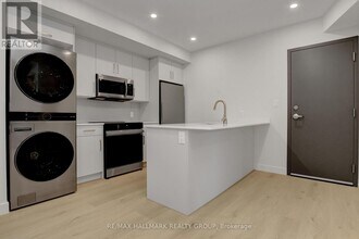 137 Marquette Ave in Ottawa, ON - Building Photo - Building Photo