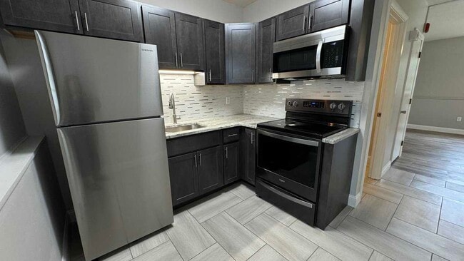 6 Hisgen Ave, Unit 8