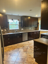 10728 Cedar Ave in Grass Valley, CA - Building Photo - Building Photo