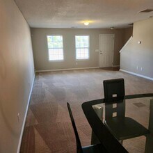 3543 Parc Cir SW in Atlanta, GA - Foto de edificio - Building Photo