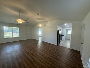 5396 Spruce St in Gulf Breeze, FL - Building Photo - Building Photo