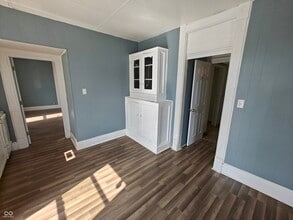 529 West Washington St in Shelbyville, IN - Building Photo - Building Photo
