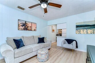 6 Bayou Ln in Palm Harbor, FL - Building Photo - Building Photo