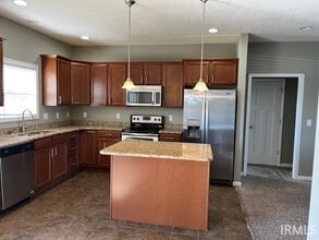 3588 Arbor Pointe Dr in Newburgh, IN - Building Photo - Building Photo