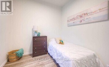 271 Brock St in Brantford, ON - Building Photo - Building Photo