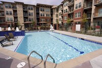 Building Photo - The Grove at Stapleton - Active Senior Living Apartamentos in Denver, Colorado