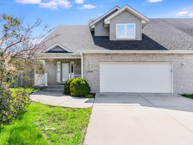 property at 2433 Caton Crest Ct
