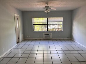 1721 NW 15th Vista in Boca Raton, FL - Building Photo - Building Photo