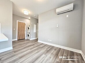 3937 N Janssen Ave in Chicago, IL - Building Photo - Building Photo