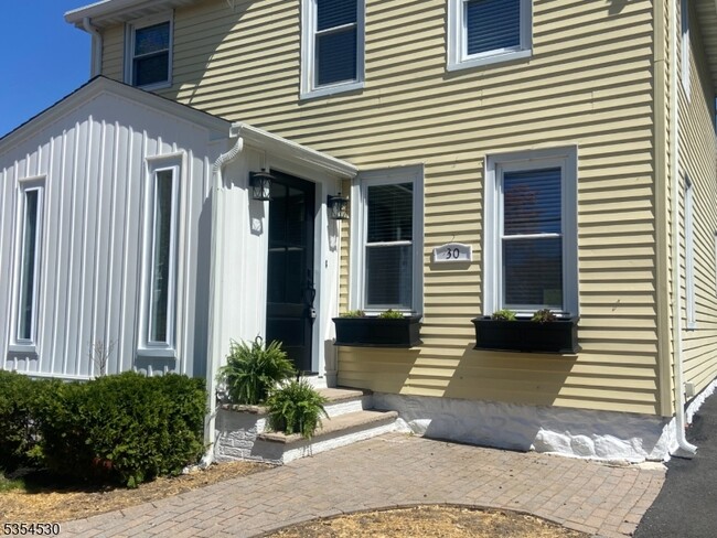 30 Roosevelt Ave in Butler, NJ - Building Photo - Building Photo