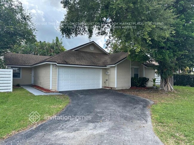 property at 10025 SW 139th Pl