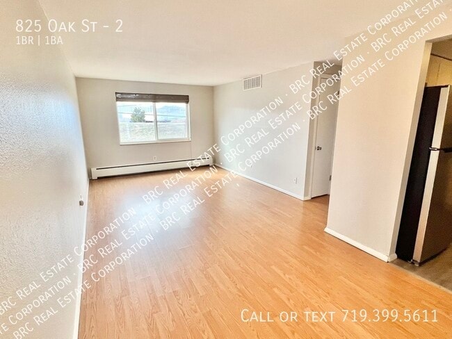 825 Oak St in Lakewood, CO - Building Photo - Building Photo