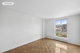 1 Glenwood Ave in Yonkers, NY - Foto de edificio - Building Photo