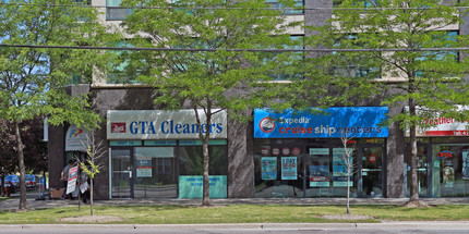 386 E Sheppard Ave in Toronto, ON - Building Photo - Building Photo