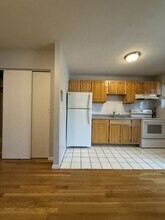 565 Hyde Park Ave in Boston, MA - Building Photo - Building Photo