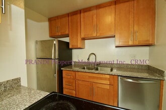 126 Lower Anchorage Rd in Sausalito, CA - Building Photo - Building Photo