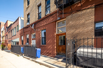 471 Carroll St in Brooklyn, NY - Building Photo - Building Photo